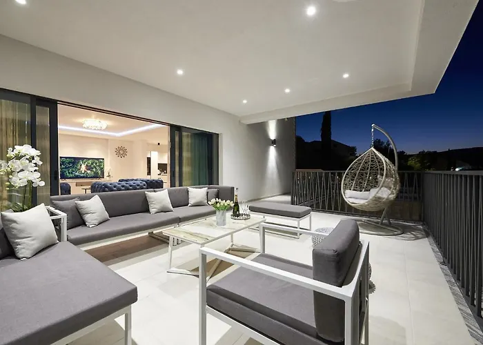 Villa Luxury Cor Mare With Pool Trogir