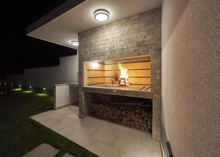 Villa Luxury Cor Mare With Pool Trogir