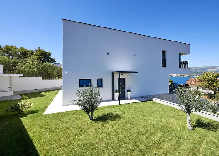 Villa Luxury Cor Mare With Pool Trogir