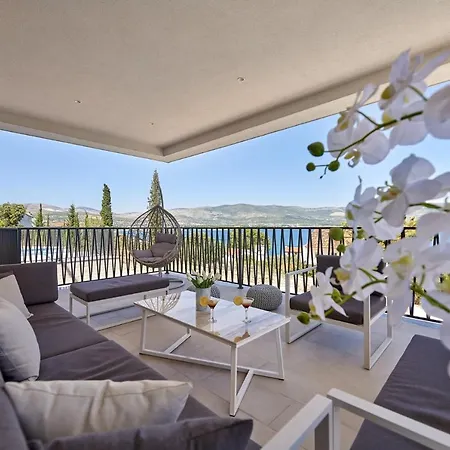 Luxury Cor Mare With Pool Trogir