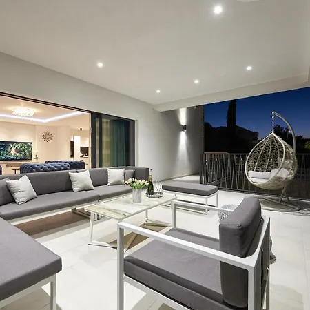 Vila Luxury Cor Mare With Pool Trogir