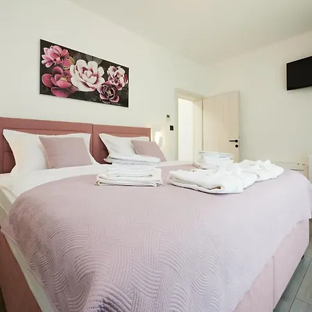 Luxury Cor Mare With Pool Vila Trogir